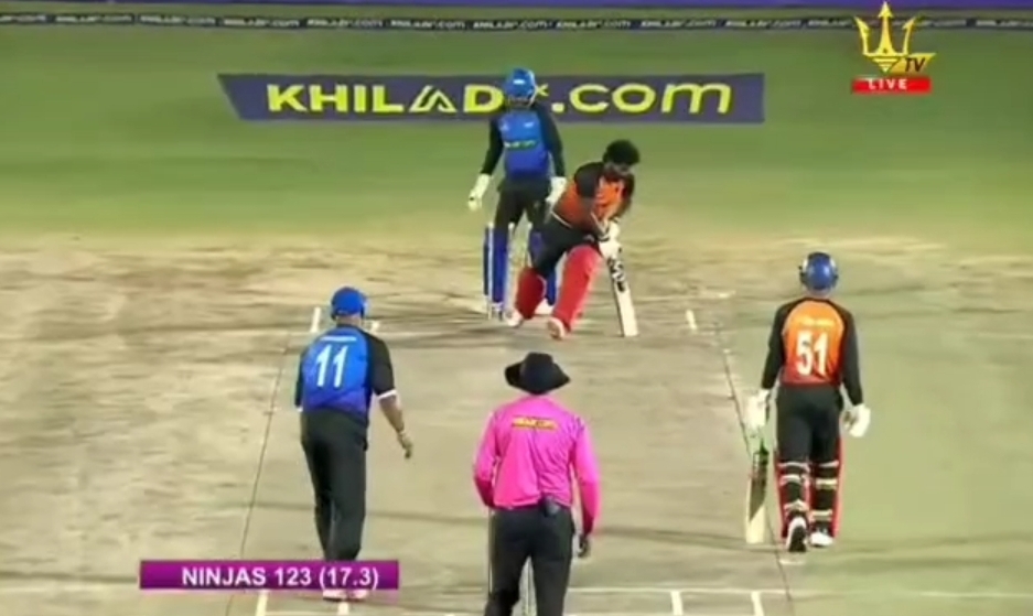 WATCH: Sanath Jayasuriya picks 4/17 in KiladiX Legends Cricket
